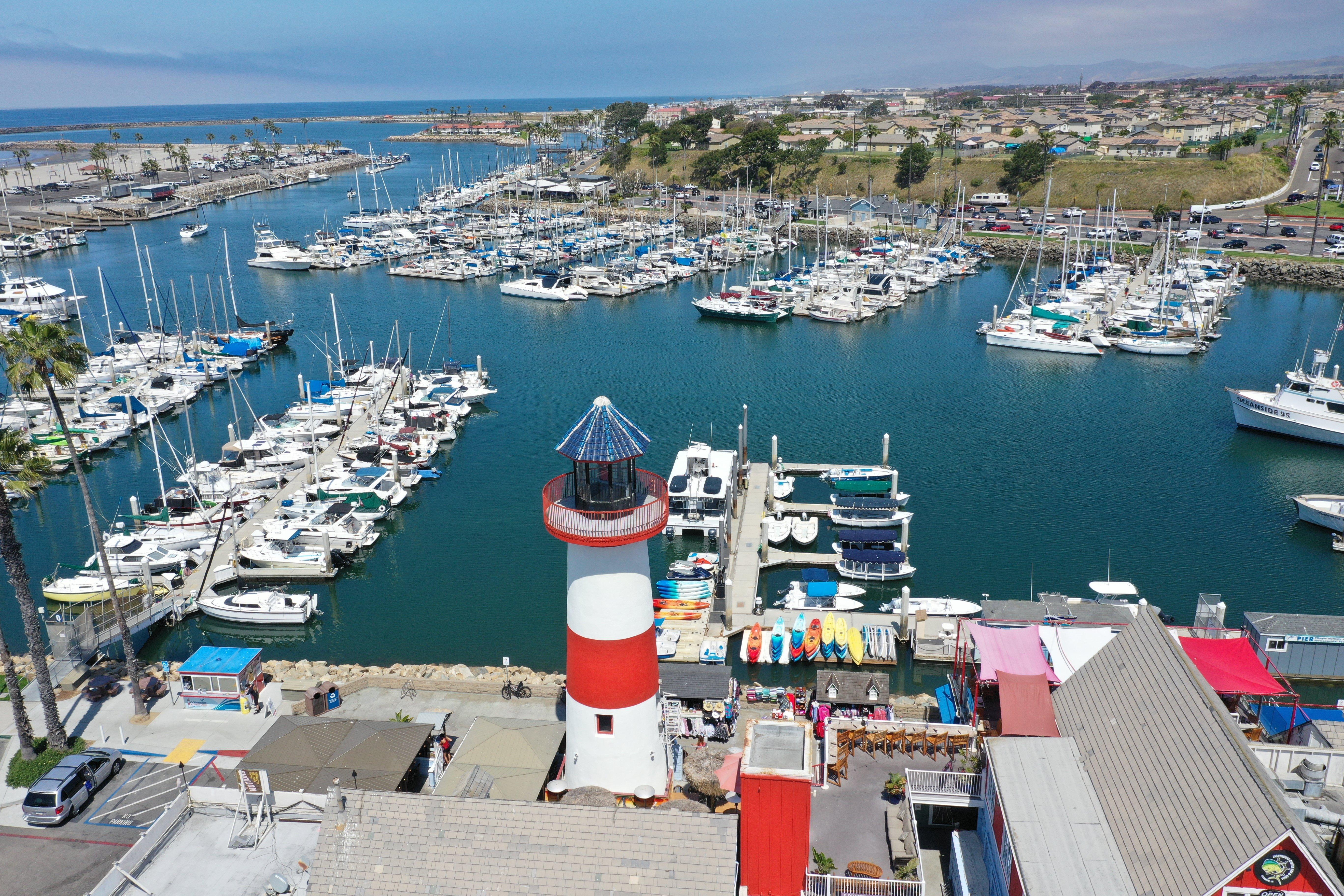Holiday Inn Oceanside Marina Camp Pendleton By Ihg Екстер'єр фото